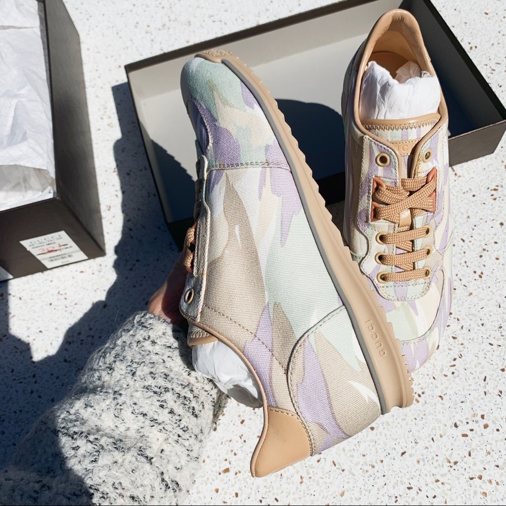 NIB Authentic Gucci​ Limited Abstract Prints Lace-up Round-toe Sneakers 37 - Picture 4 of 5